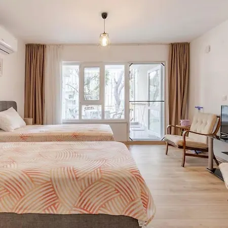 Villa Guenes Bahce Kati Antalya